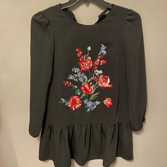 Dress - Picture 2 of 6